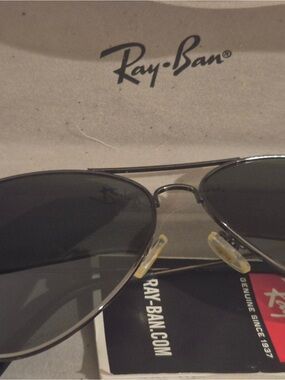 Ray-Ban Classic Aviator Sunglasses WORN 1x